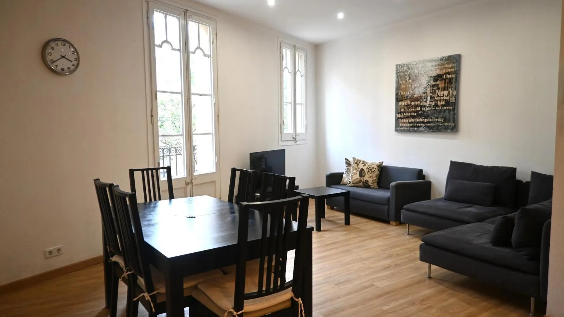 Apartment Homenfun Barcelona Paseo De Gracia Spain